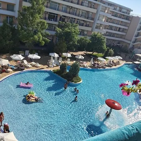 Grand Kamelia C1 Apartman *