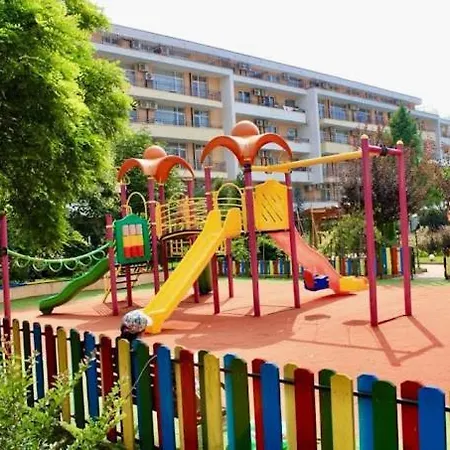 Apartman Grand Kamelia C1 Napospart