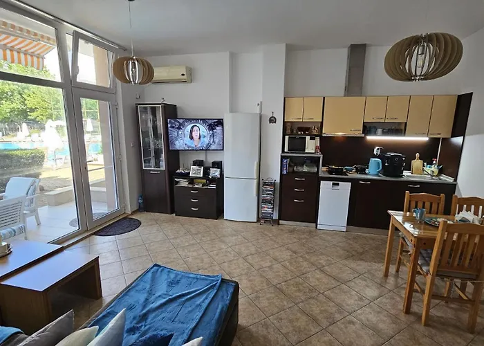 Διαμέρισμα Grand Kamelia C1 *