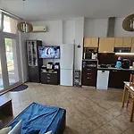 Appartement Grand Kamelia C1 *